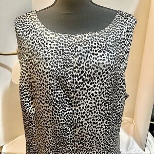 Leopard Print Sleeveless Top